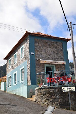 Katrepa's bar